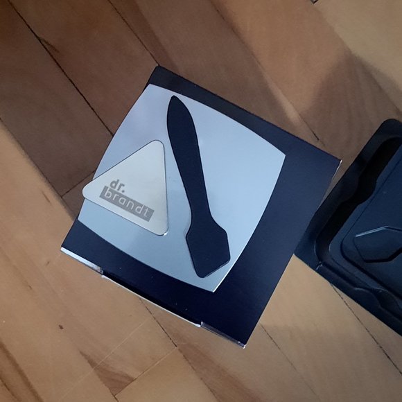 NEW Dr. Brandt Magnetight Age-Defier - Picture 7 of 7